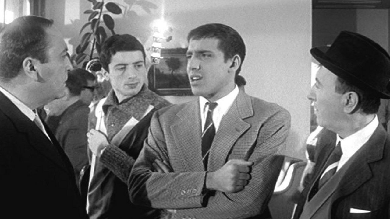 O.S.S. 117: Misioni në Tokio backdrop