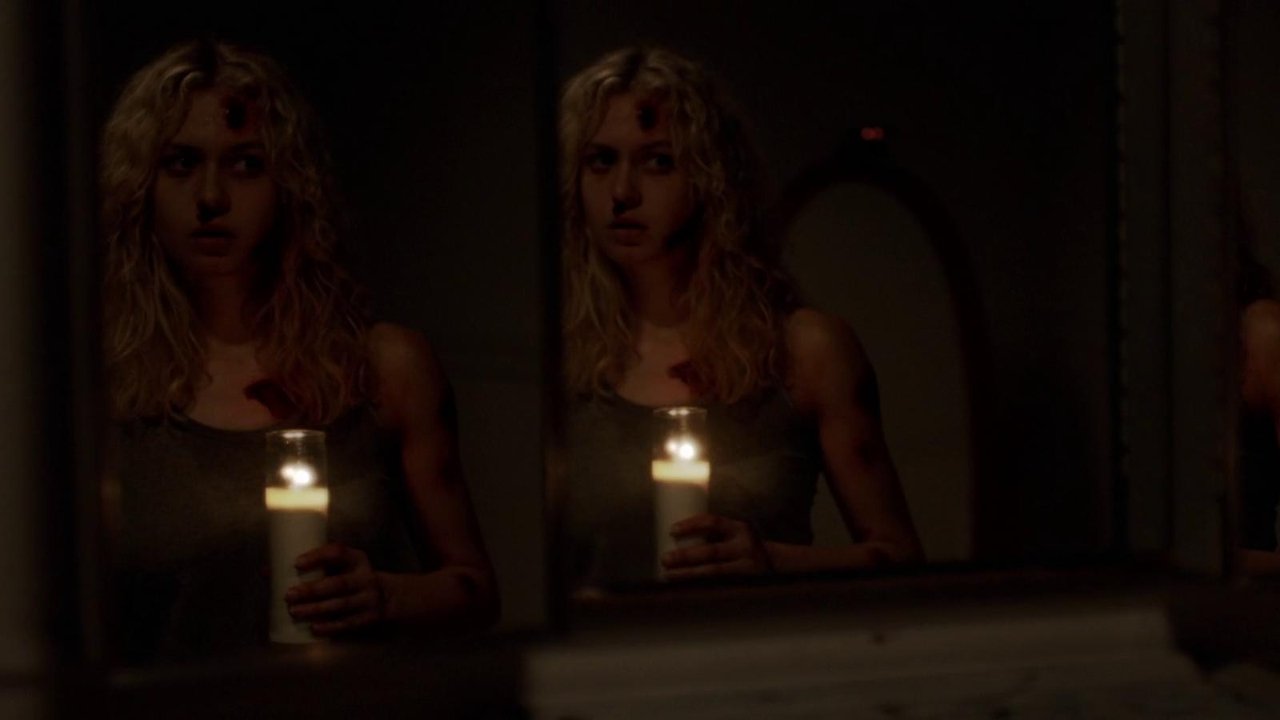 Vula e Kafshës së Bardhë backdrop