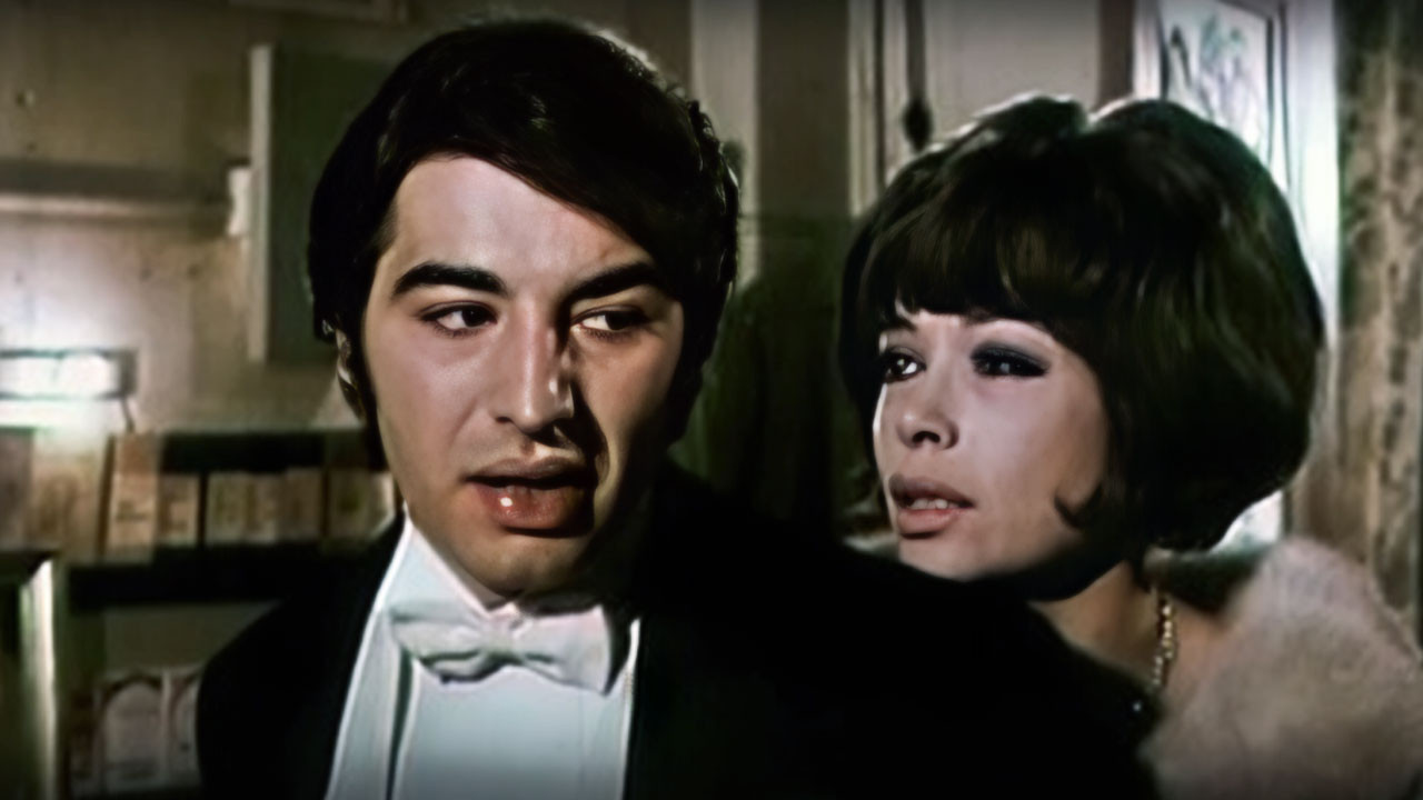 Bomba e Fundit backdrop