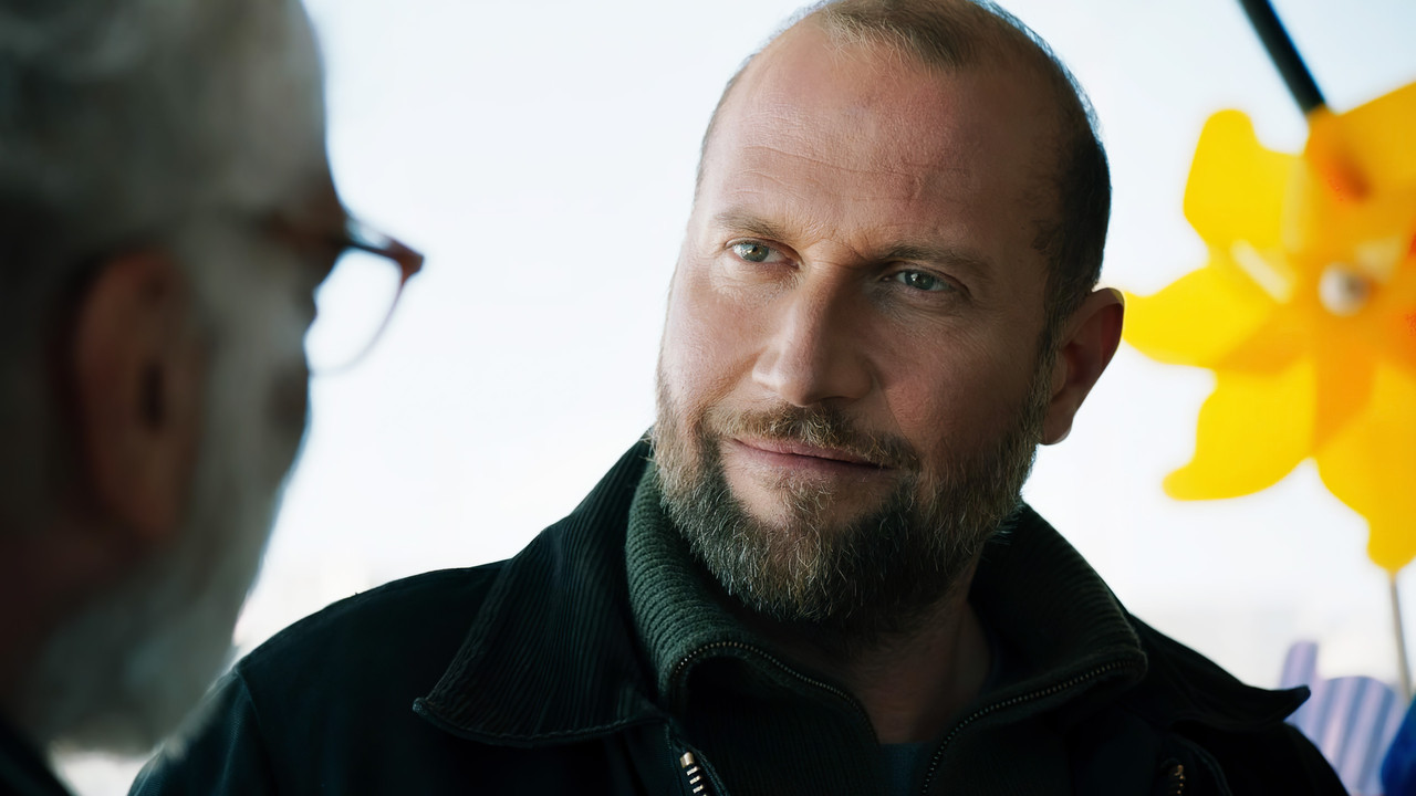 Bukuria e Zezë backdrop