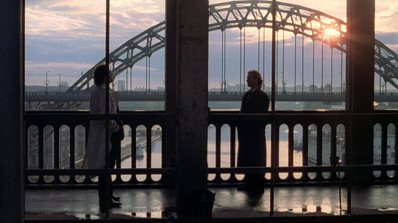 Armiku i Heshtur backdrop