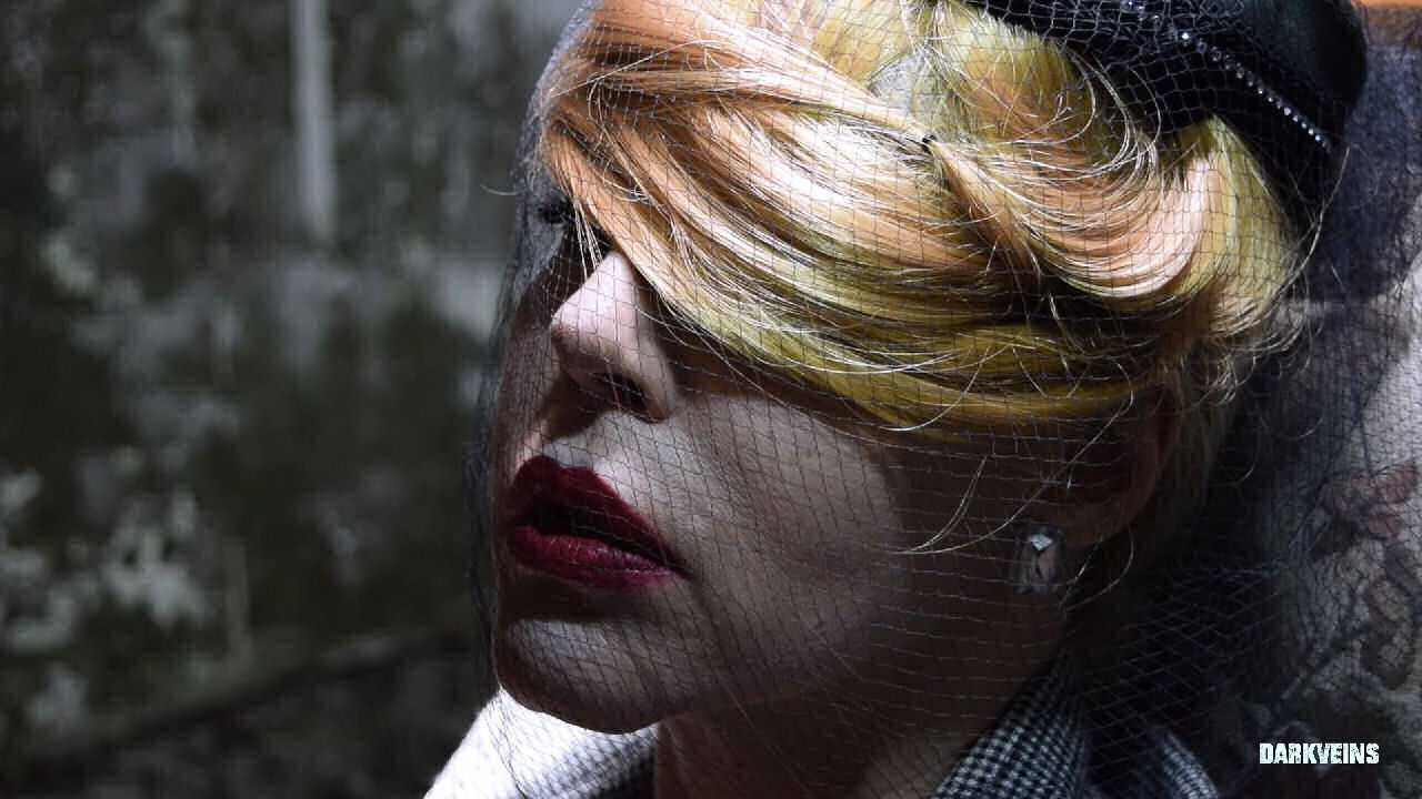 Origjina e Specieveve backdrop