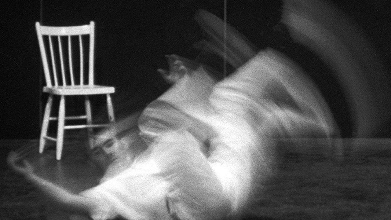 Mësuesi i Fshatit backdrop