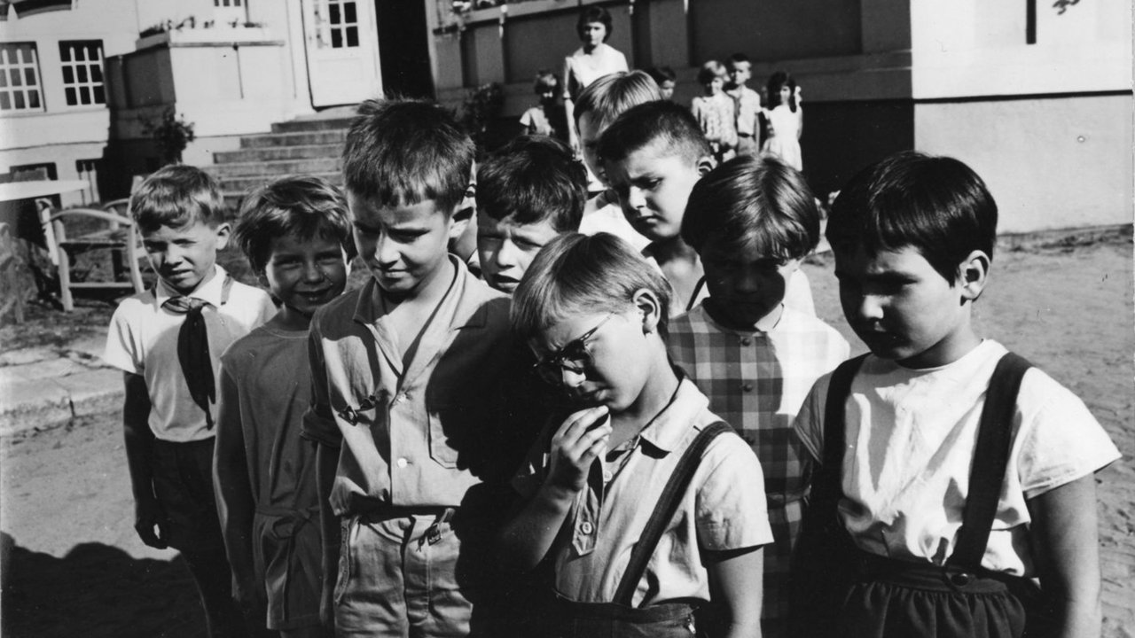 Dhembjet e Qytetit të Ndaluar backdrop