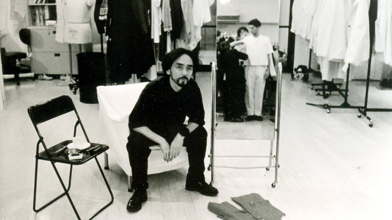 Këngët e Dashurisë së Tiedanit backdrop