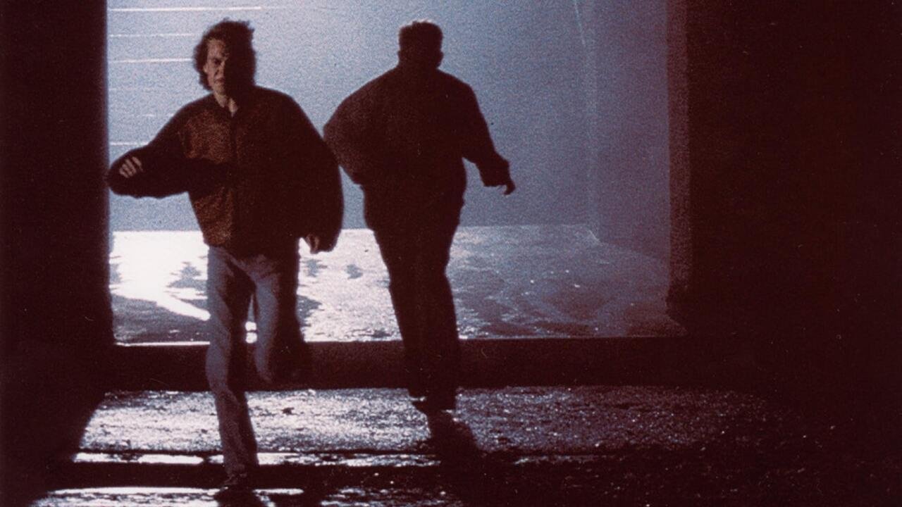 Moli në Pranverë backdrop