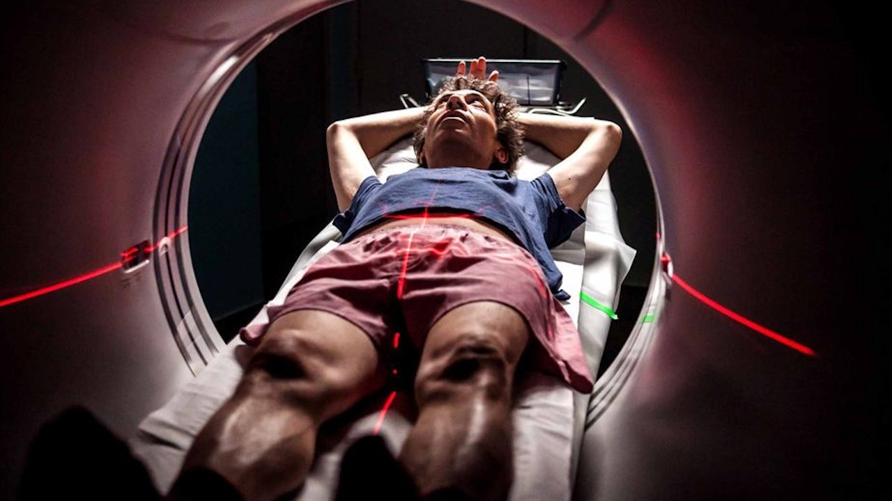 Hëna e Zezë backdrop