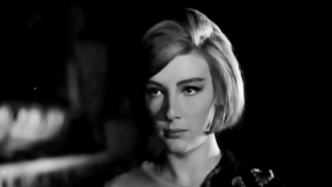 Këmbët e Zeza backdrop