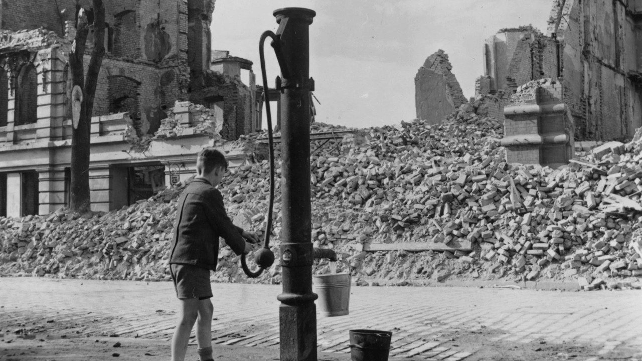 Heroina e ajrit backdrop