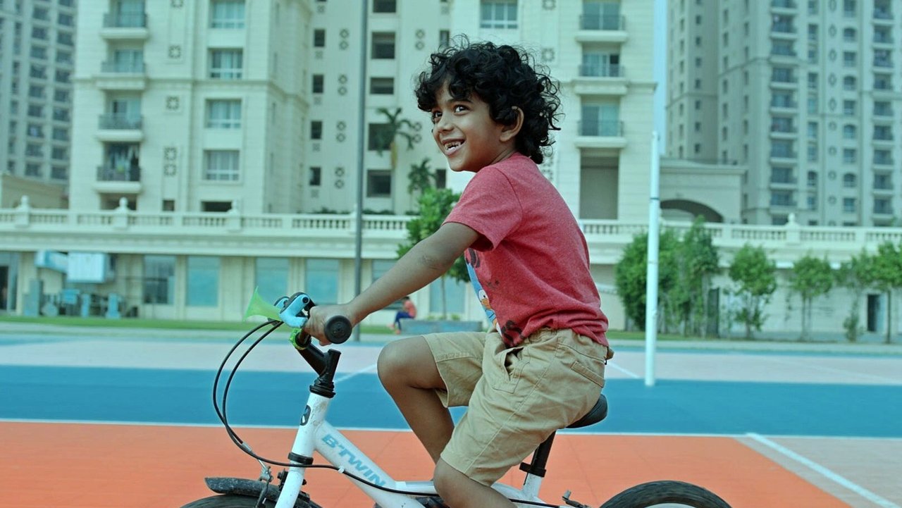 Lamtumirë Pranverës backdrop