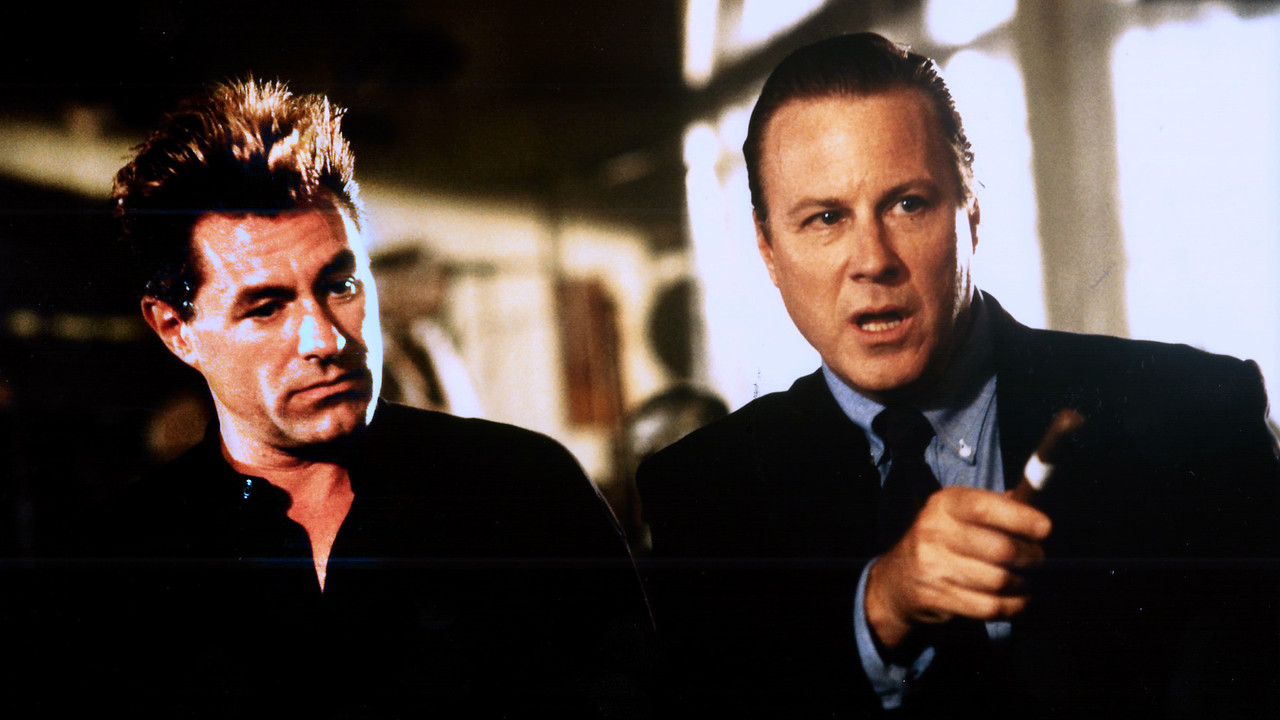 Revolucioni i Majit backdrop