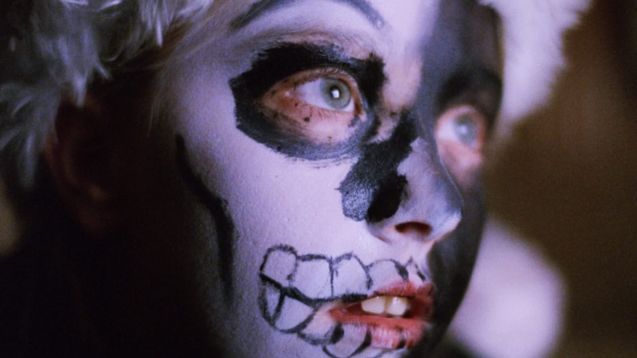 Clippety Clobbered: Klipet e Shkatërruar backdrop