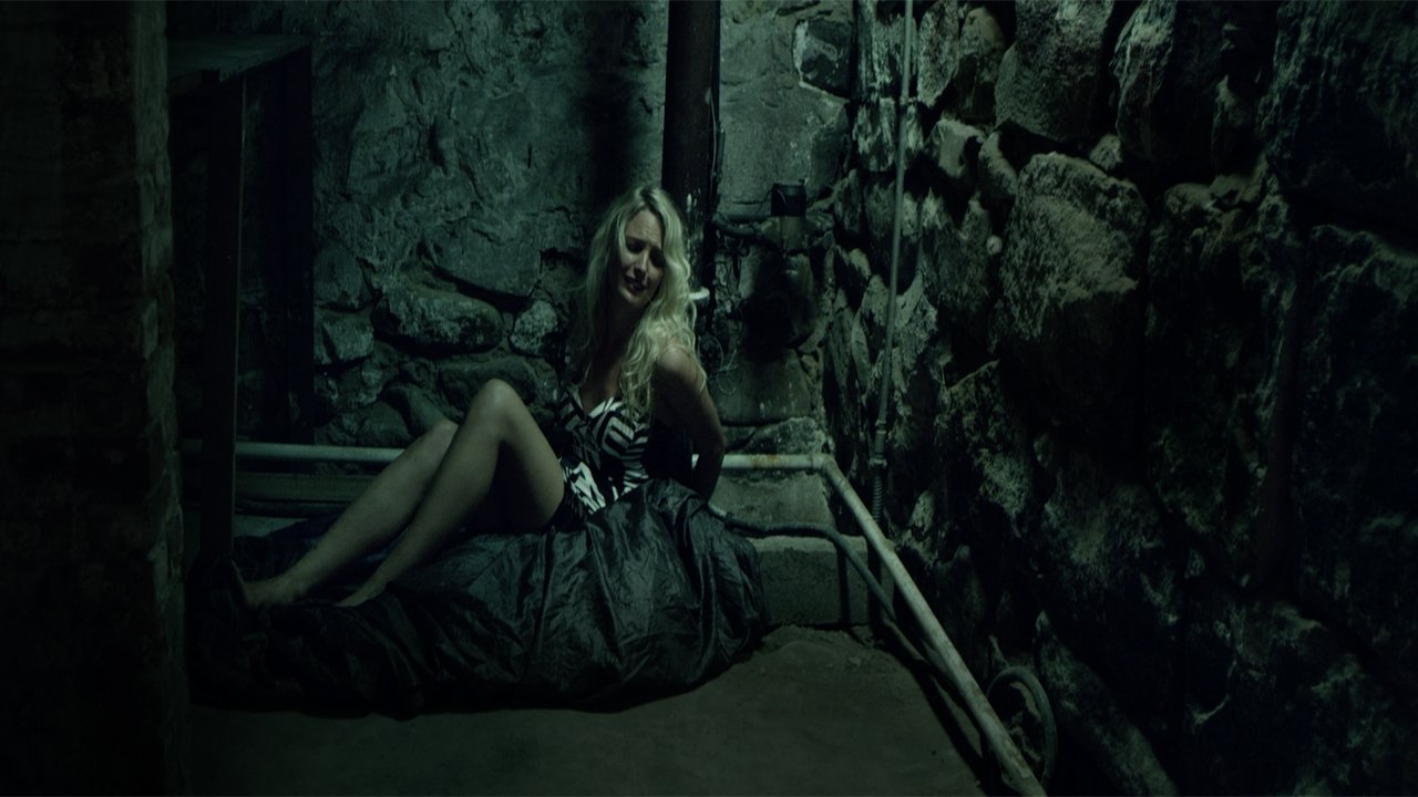 Hiss dhe Kërcitje backdrop