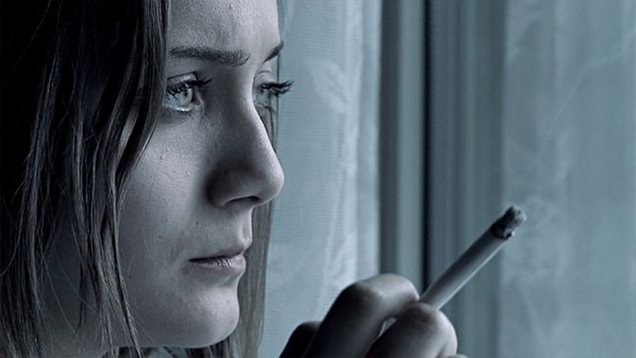 Dashuri Në Një Kutë backdrop