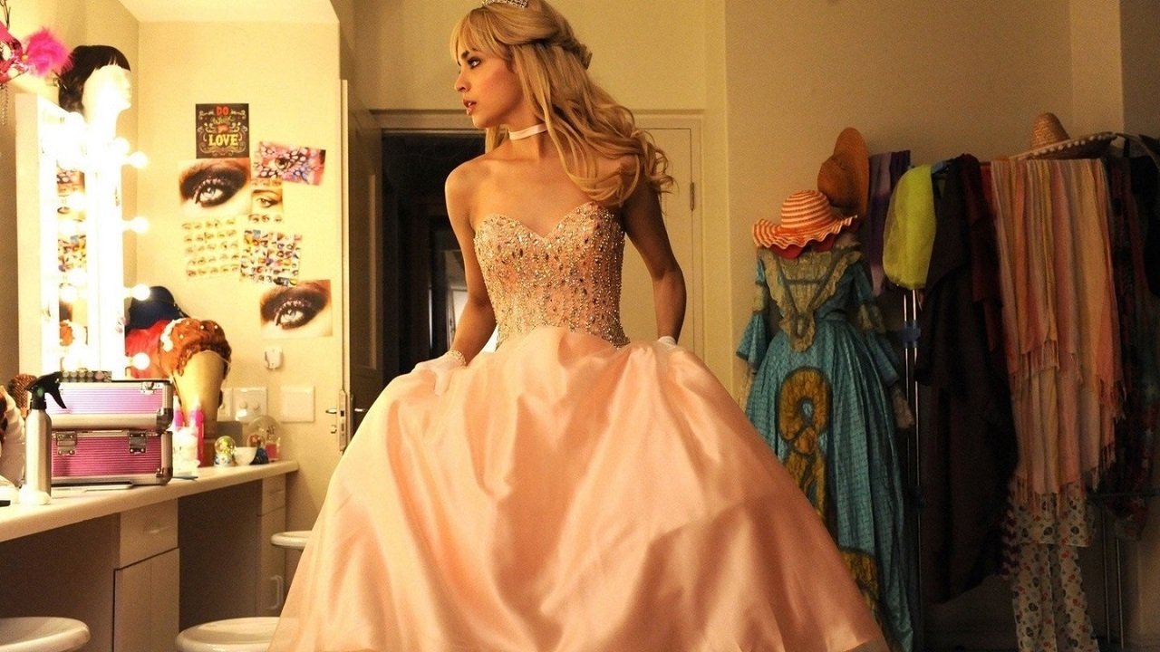 Treni i Vdekjes backdrop