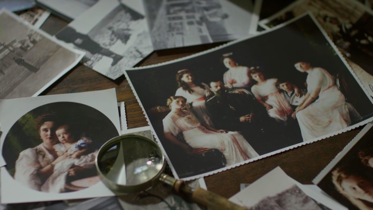 Në Shtëpi backdrop