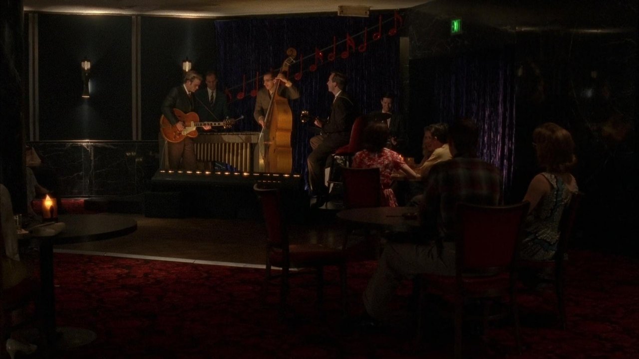 Villa e Marsit backdrop