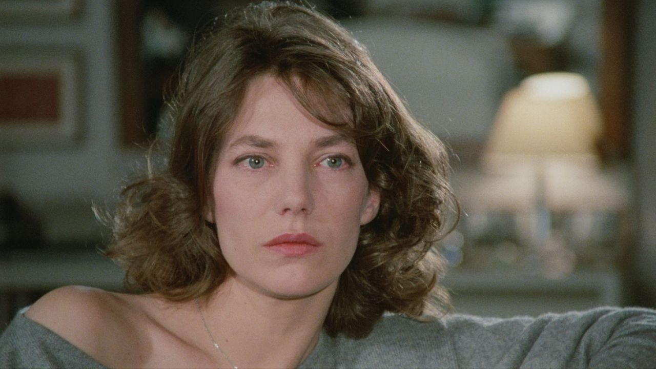 Sofia dhe Edukata Seksuale backdrop