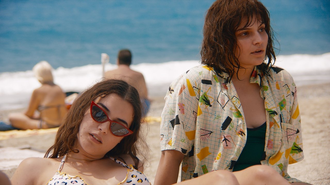 Familja e Goditjes dhe Ikjes backdrop