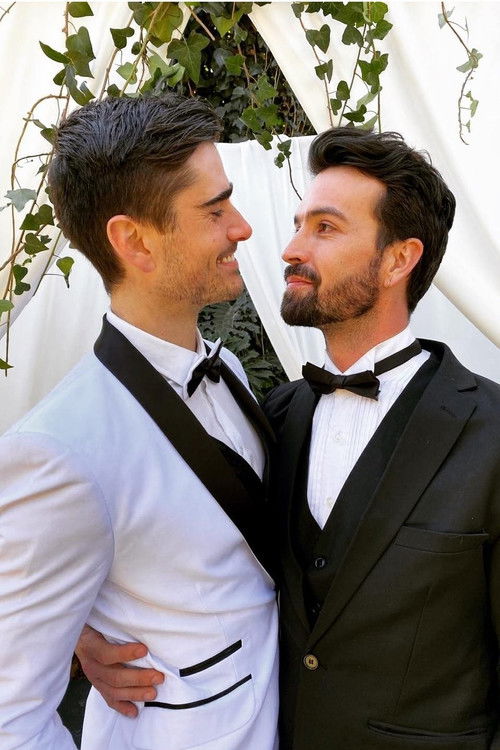 Lëkura e verës poster