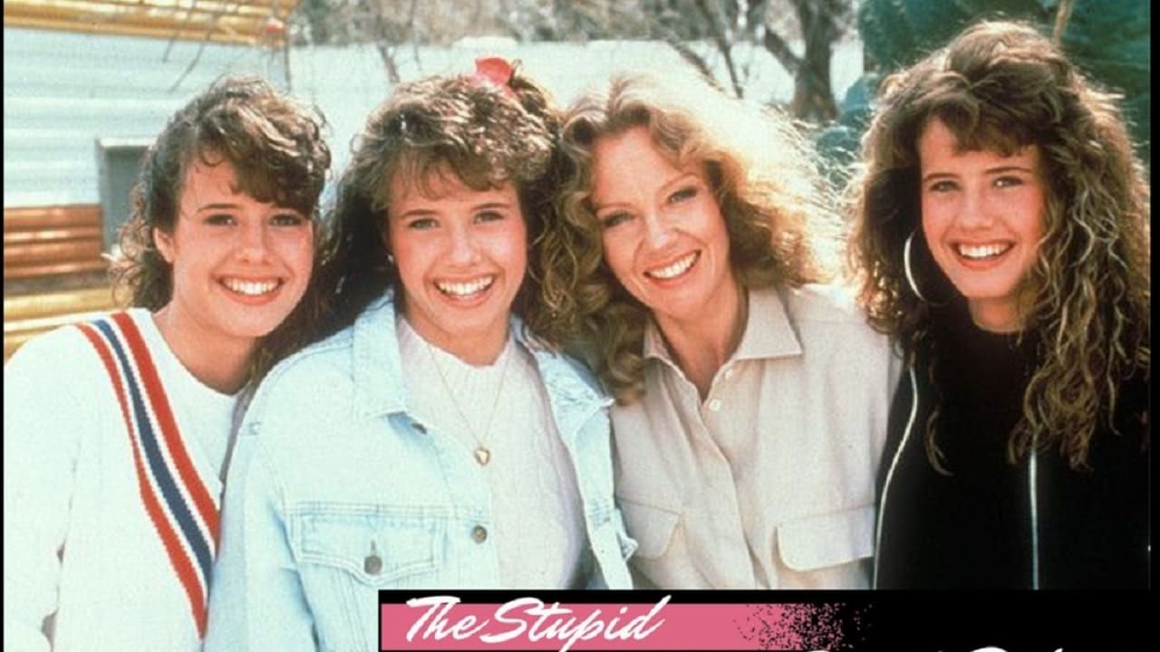 Kuzhinierët Luftarakë backdrop