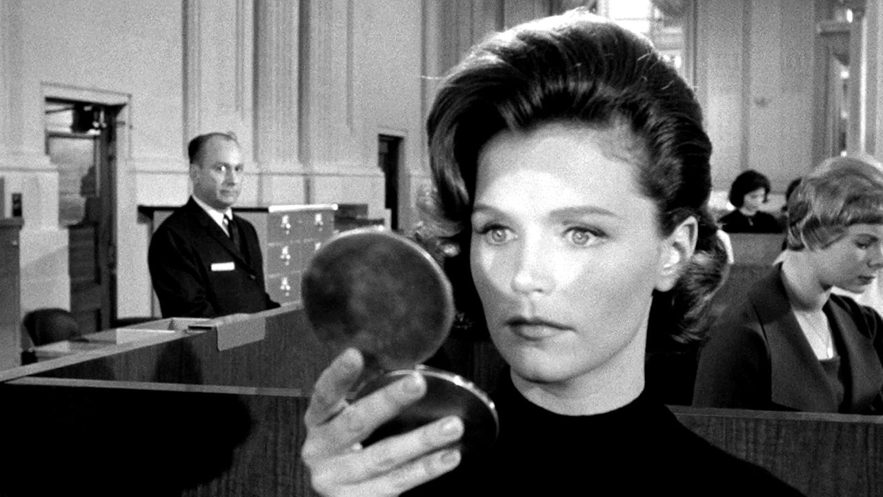 Tiësto: Një Ditë Tjetër në Zyrë backdrop