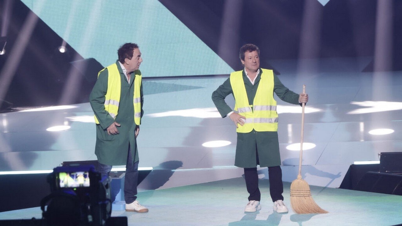 Bija e Diellit backdrop