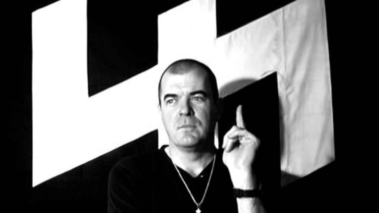 Fantazma nga 10,000 Ligje backdrop