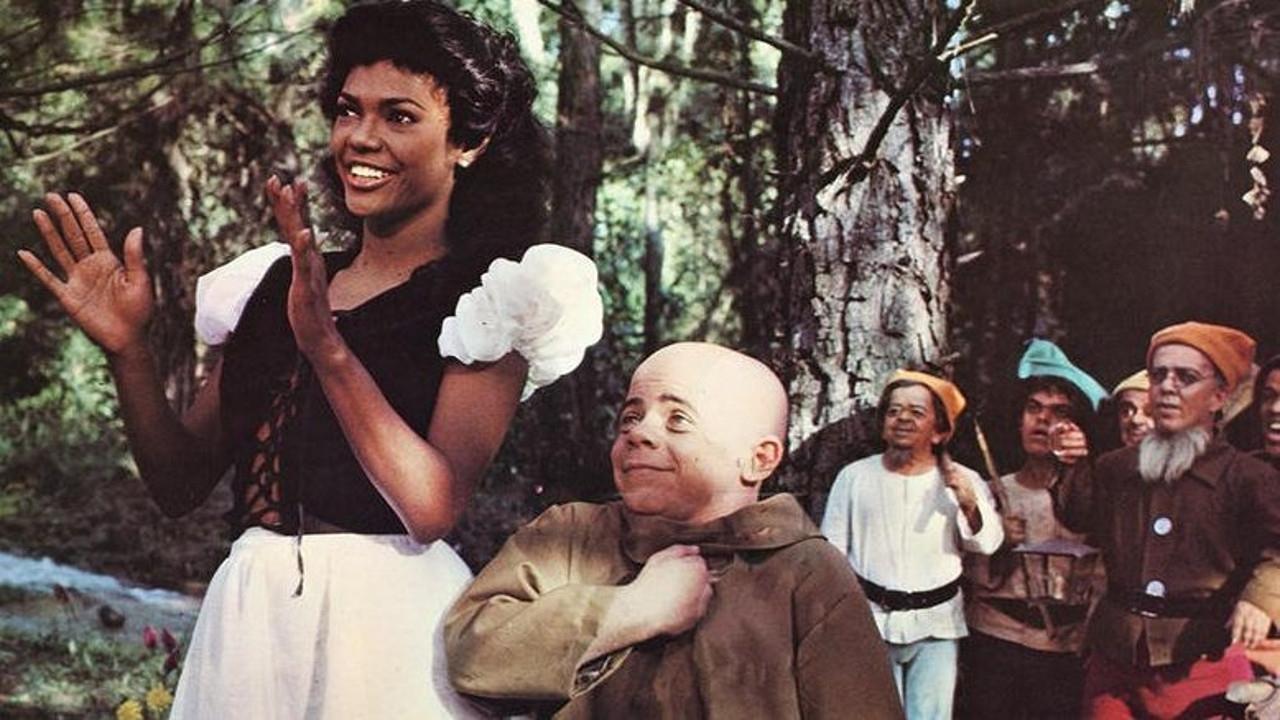 Mos më prek pipin se irritohem backdrop