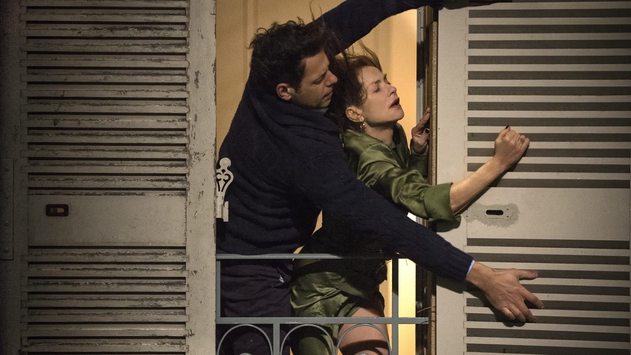 Alienët Mutantë backdrop