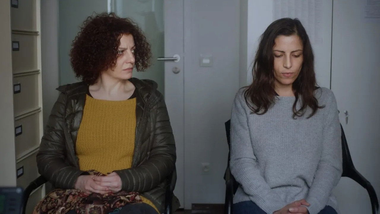 Kurrë Mos U Kthe Njëshëve backdrop