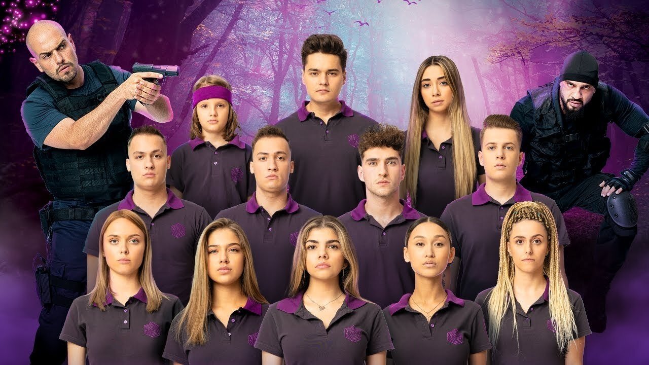 Maskarai i argjendtë backdrop