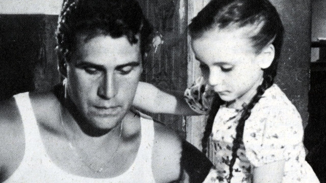 Jam Mbret i Kështjellës backdrop