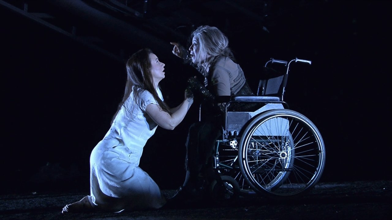 Tradhtari i Reformuar backdrop