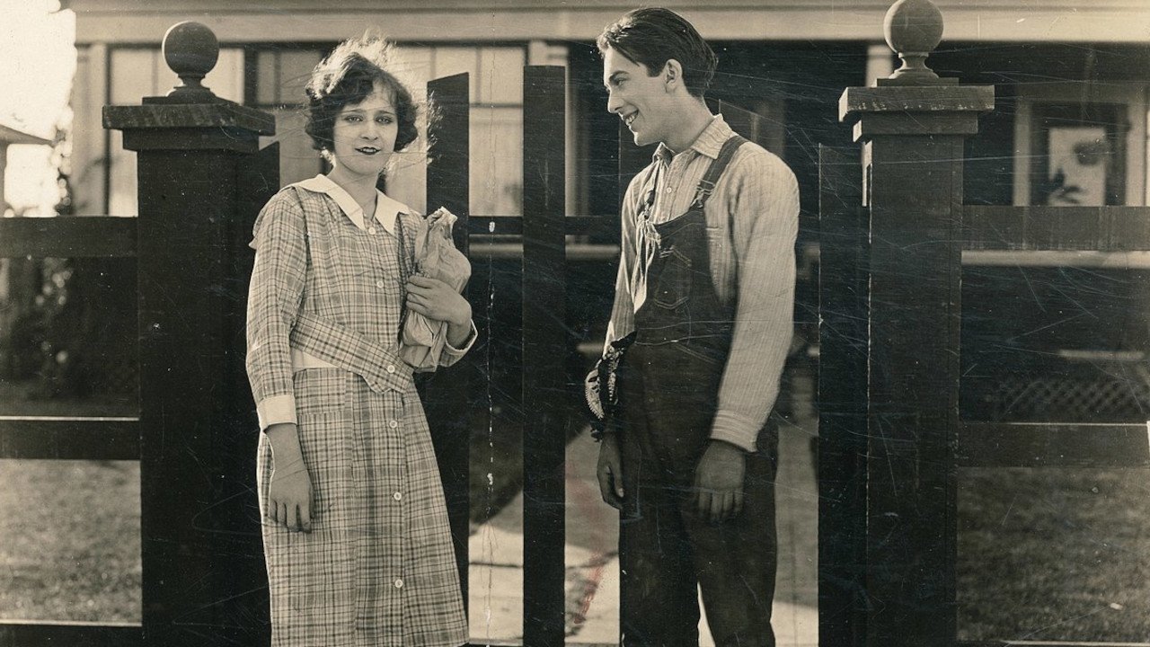 Fantazma në Kalë backdrop