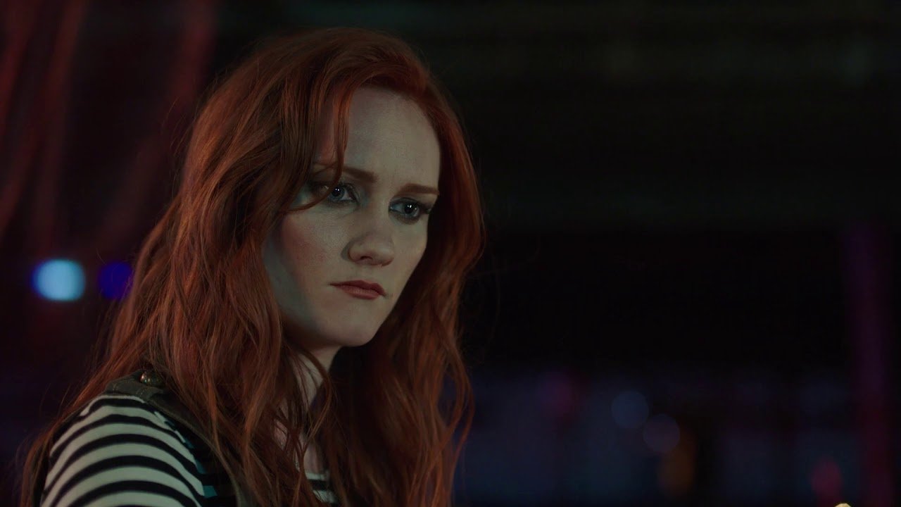 Një Mesazh i Hidhur i Trishtimit pa Shpresë backdrop