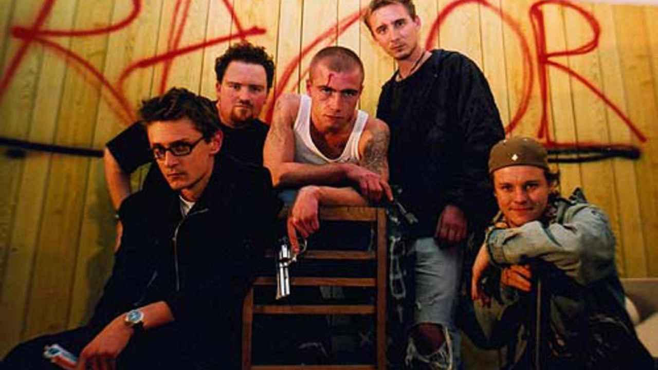 Dashuria e Parë backdrop