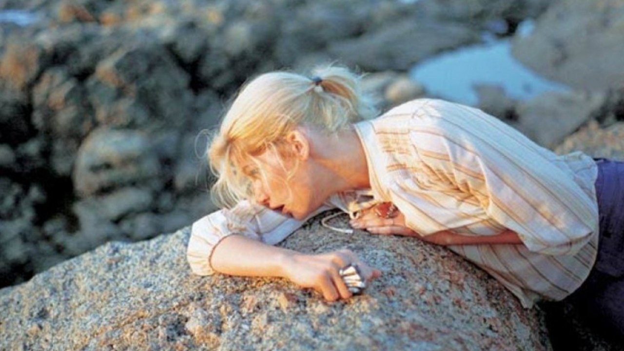 Kati i 4-të backdrop