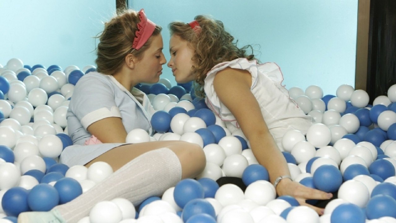 Mishi i Porky-t backdrop