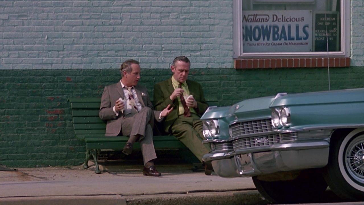 1 Litrë Lotësh backdrop