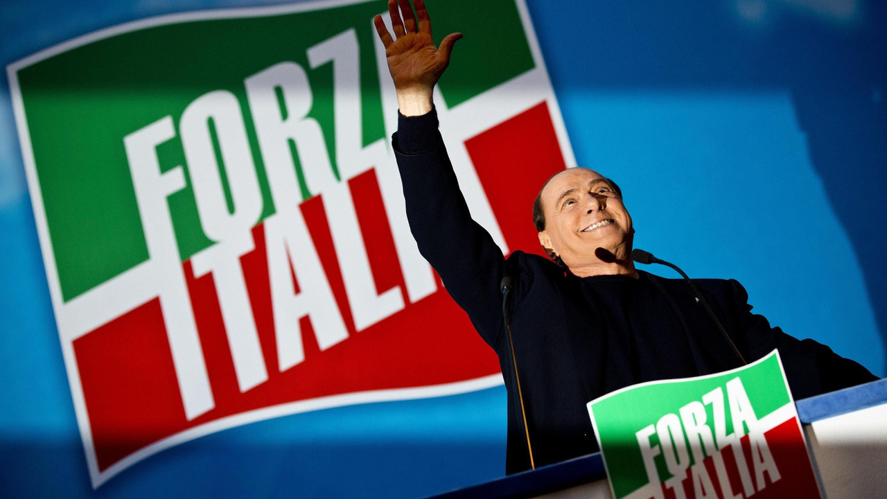 Çelësat e Shtëpisë backdrop