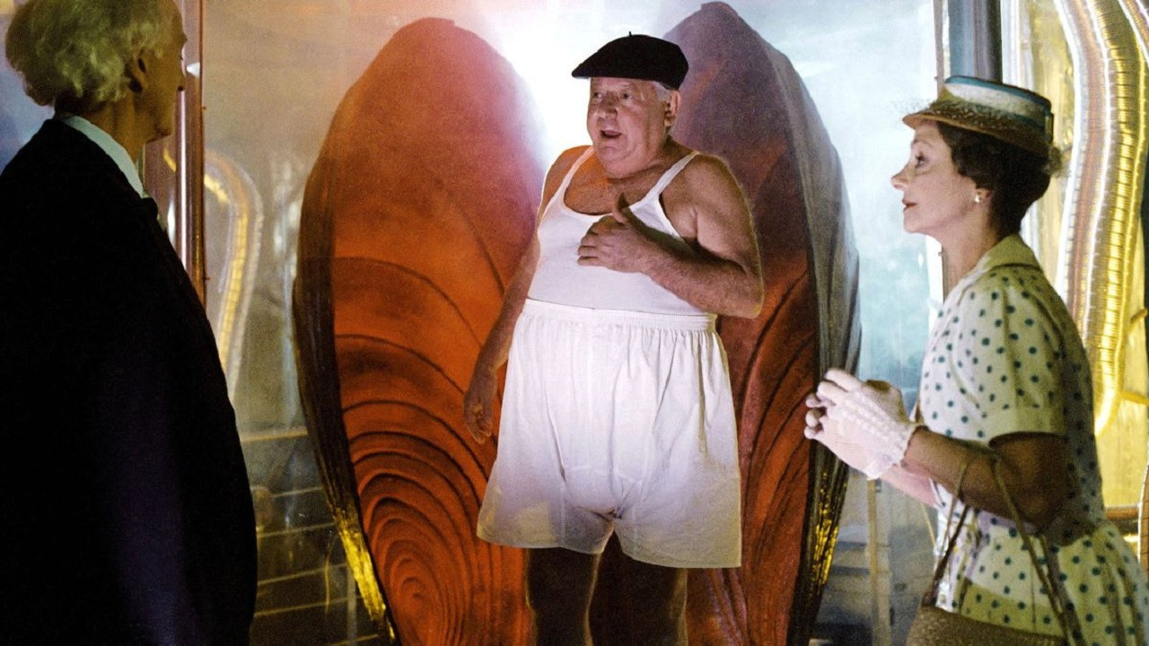 Filmi i frikshëm 4 backdrop