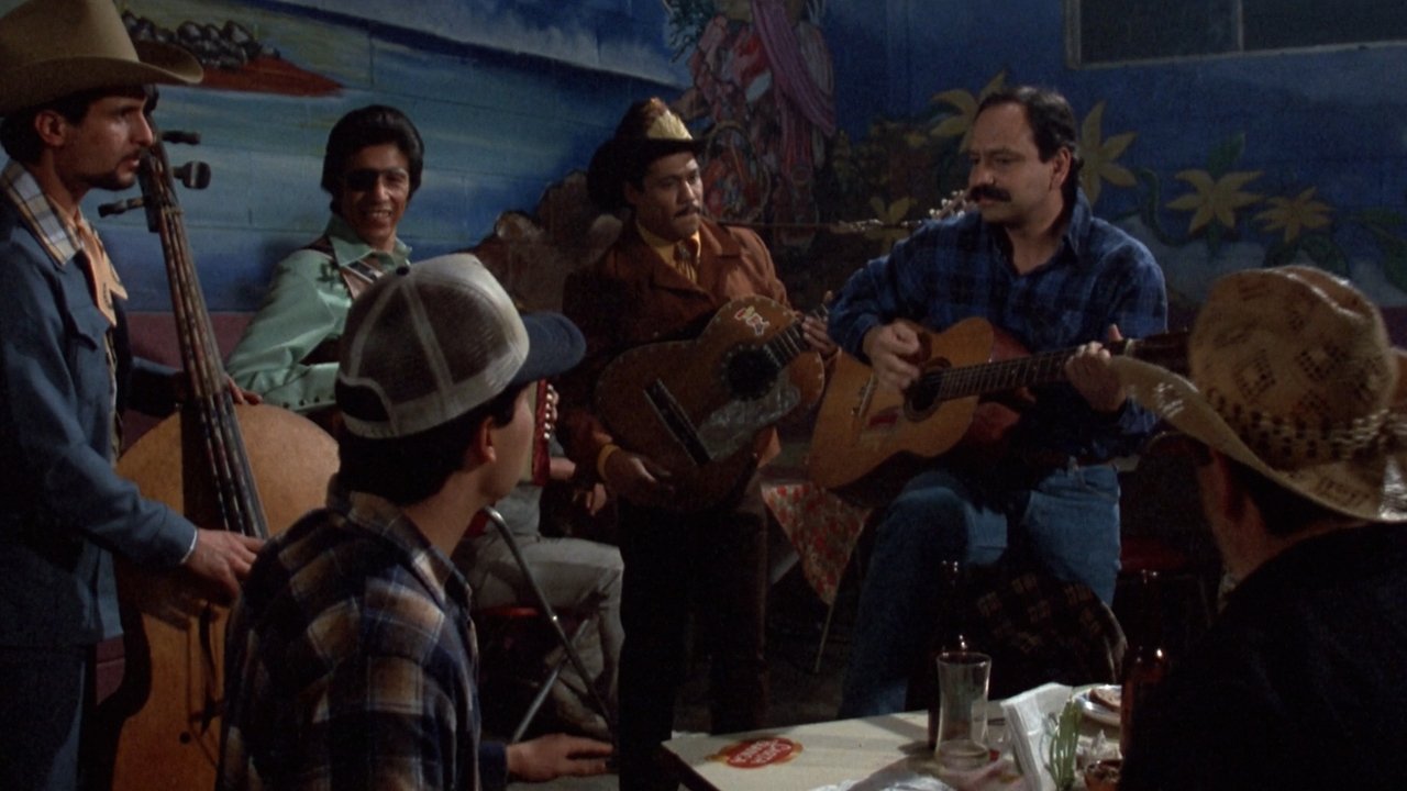 Tre kundër tre backdrop