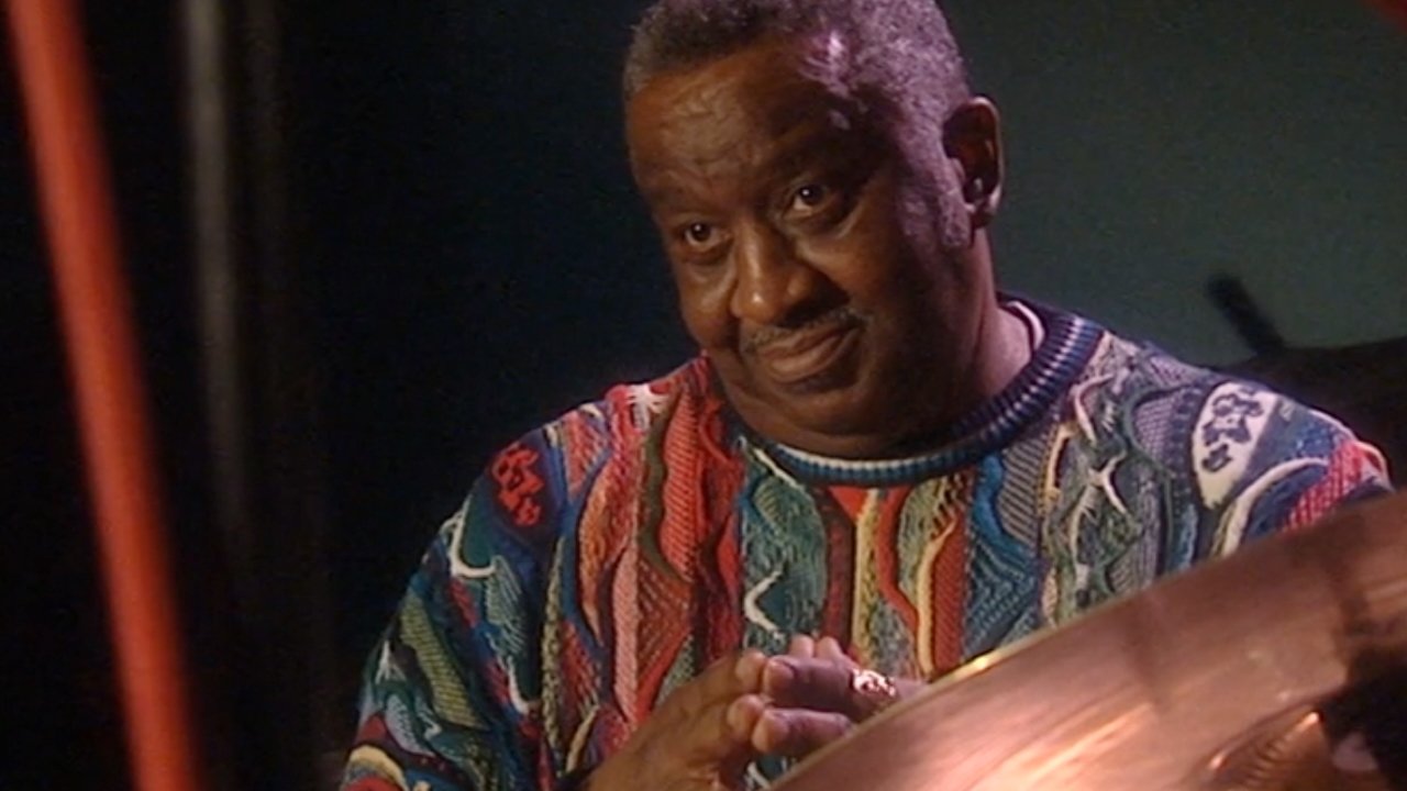 Bllokuar nga Transmetimi 3: Kapitulli i Ferrit të Ndjekësve backdrop