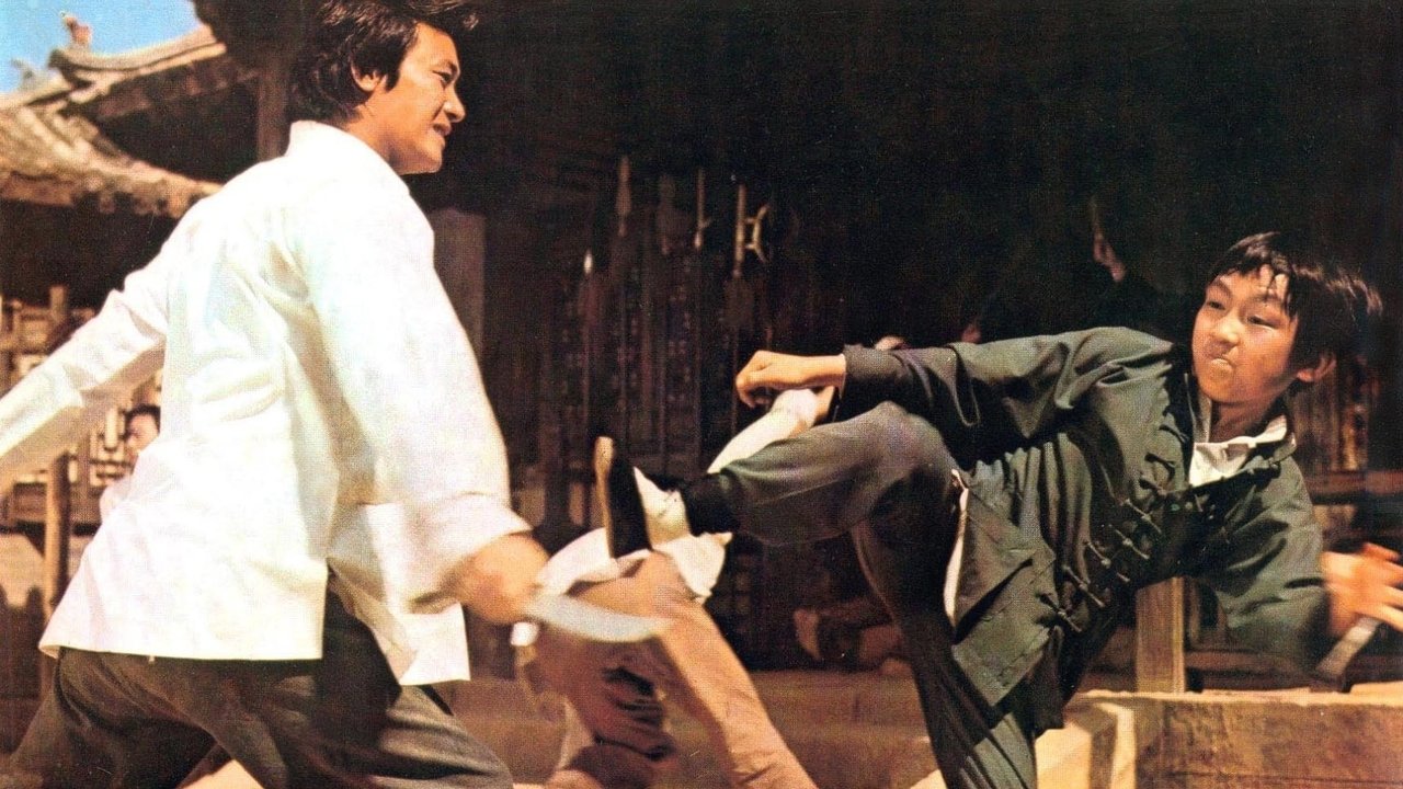 Komedi të Vogla në një Shtëpi të Madhe backdrop