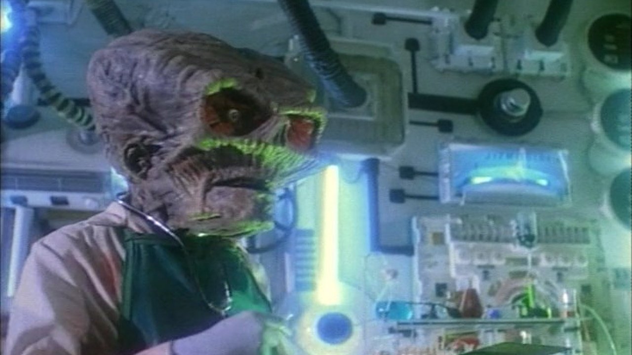 FAR. Historia e një Udhëtimi rreth Botës backdrop