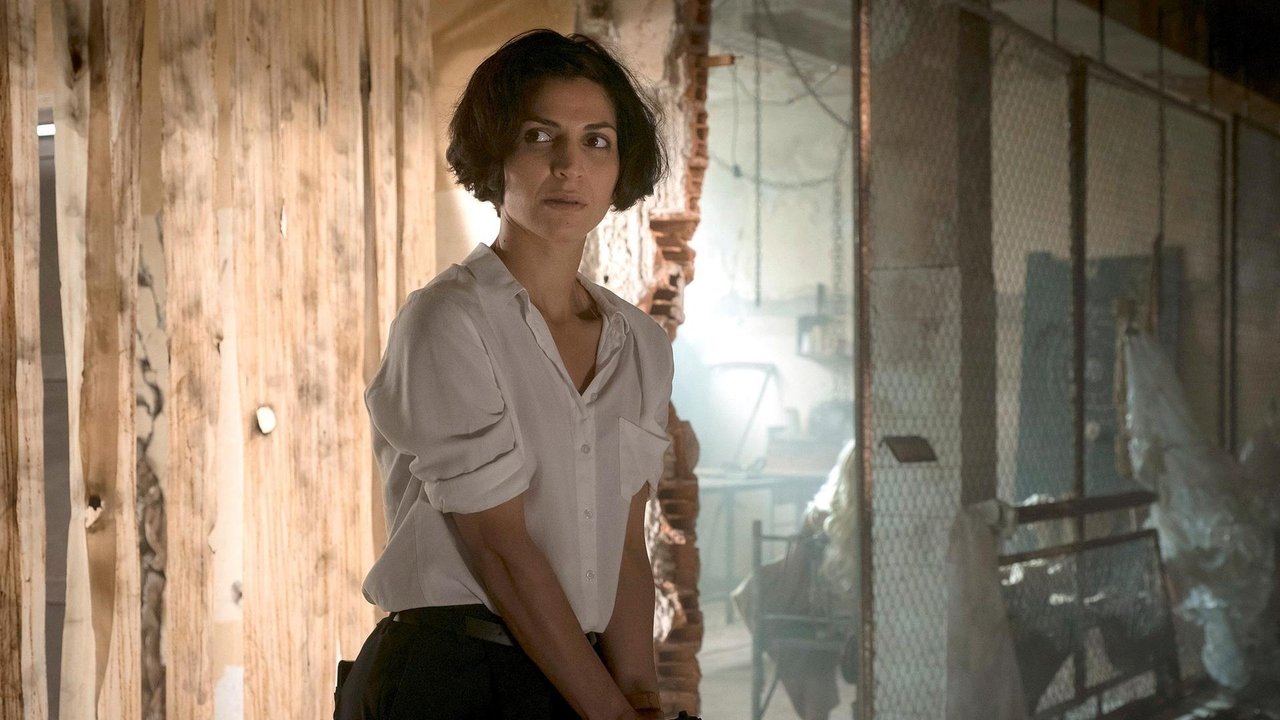 Jeta e Çmuar backdrop