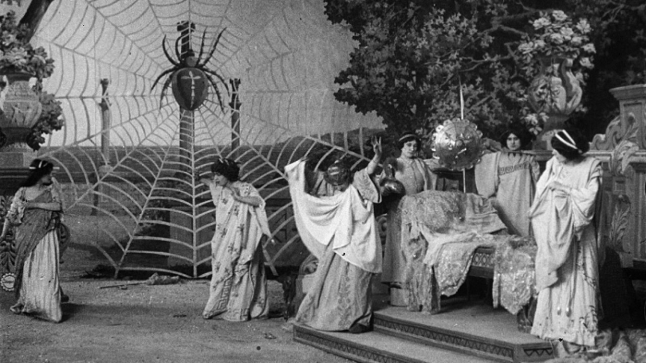 Të Vdekurit dhe Të Tjerët backdrop