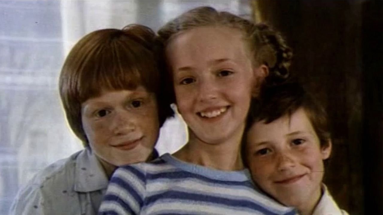 Zona Mendëshkë: Mal i Hanës së Shpirtrave backdrop