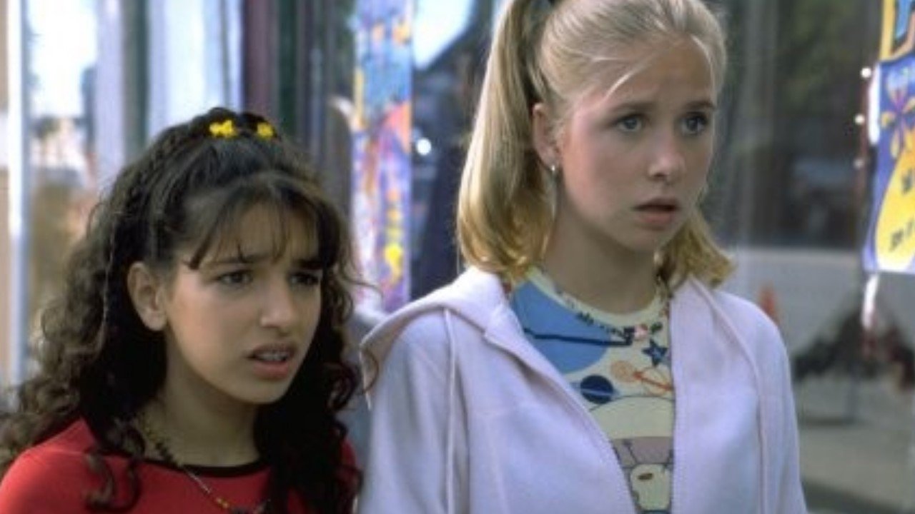 Kur Qentë Flisnin backdrop